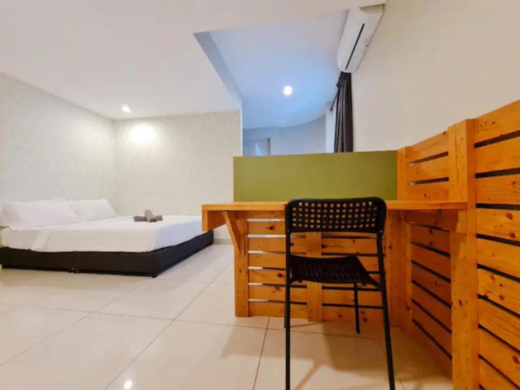 Penginapan4U Near Gurney Paragon Georgetown Exterior foto