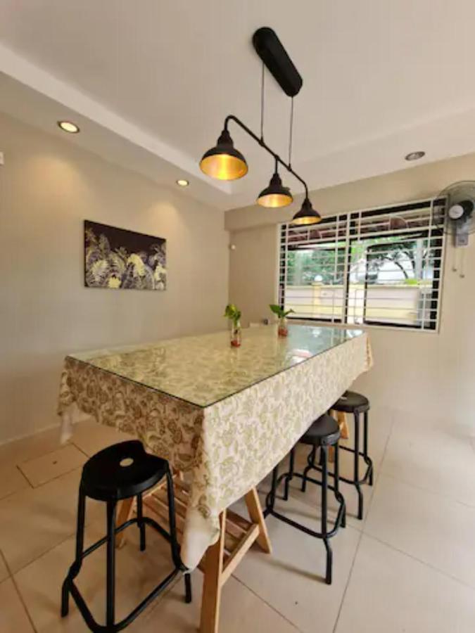 Penginapan4U Near Gurney Paragon Georgetown Exterior foto